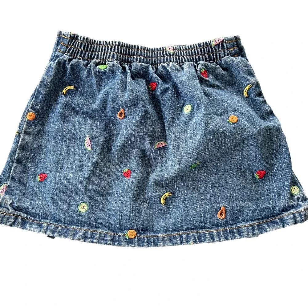 Gymboree Kids Denim Fruit Embroidered Skirt Size 4 Pleated Shorts